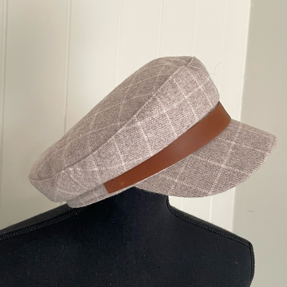 Adorable Brown Plaid Cap small from Gigi Pip 🎊